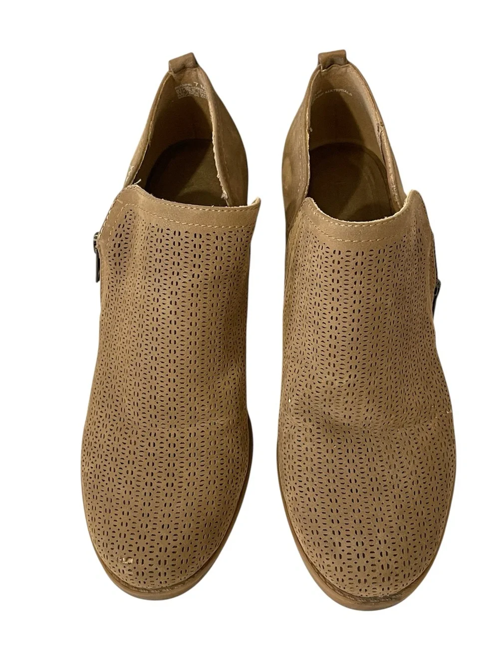 Baretraps Rianne Cognac/Tan Perforated Suede Ankle Booties Casual Bohemian